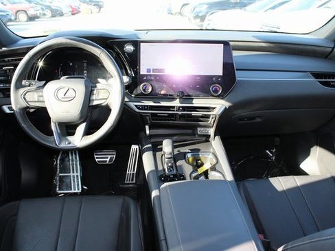 Certified 2024 Lexus RX 500h F Sport image 10