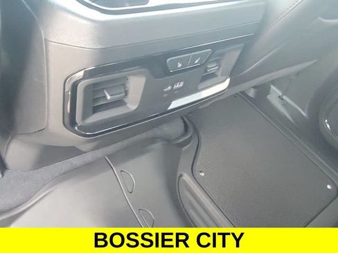 Certified 2026 GMC Sierra 1500 AT4 w/ AT4 Premium Package AWD/4WD image 22