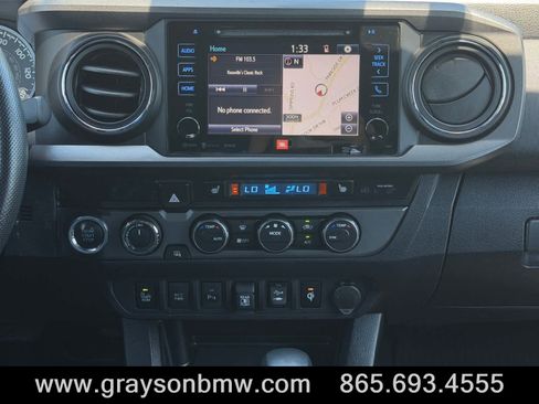 Used 2019 Toyota Tacoma TRD Off-Road AWD/4WD image 20