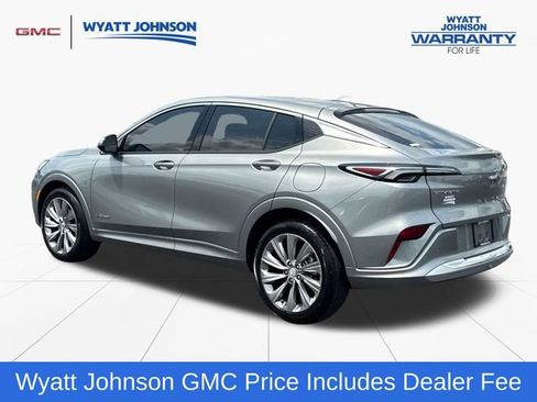 Used 2026 Buick Envista Avenir FWD image 3