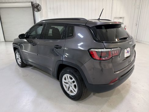 Used 2018 Jeep Compass Sport image 24