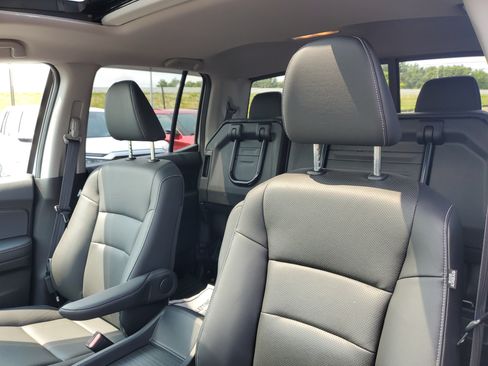 Certified 2023 Honda Ridgeline RTL image 11
