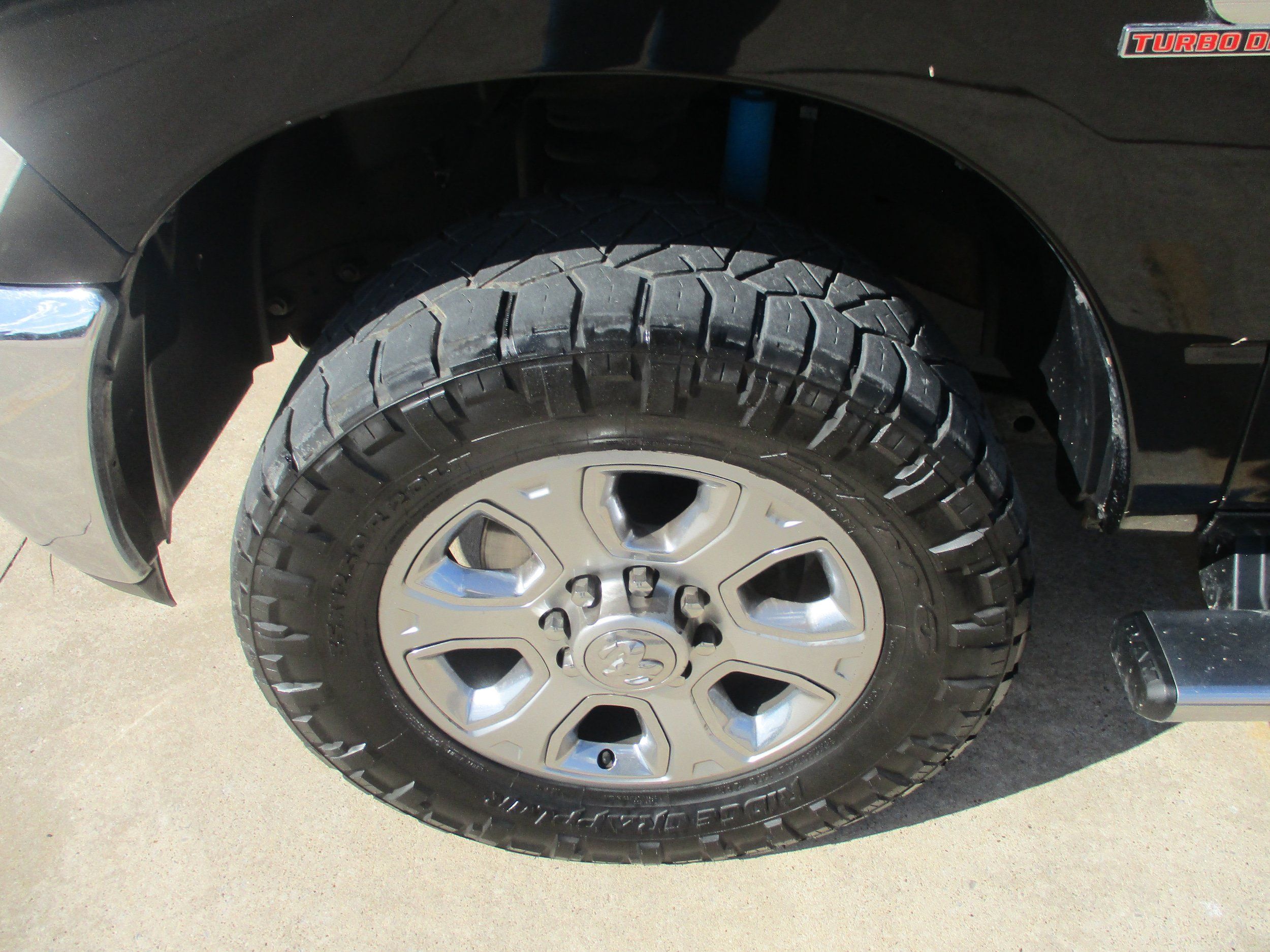 Used 2017 RAM 2500 Big Horn AWD/4WD image 3