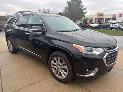Used 2019 Chevrolet Traverse Premier w/ LPO, Floor Liner Package image 4