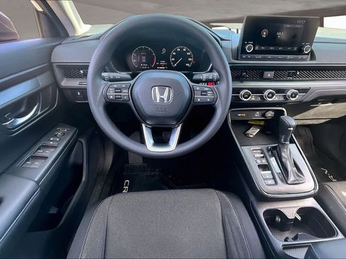 Used 2023 Honda CR-V LX image 8