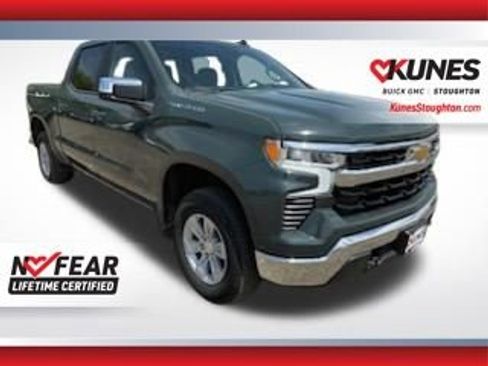 Used 2025 Chevrolet Silverado 1500 LT AWD/4WD image 1