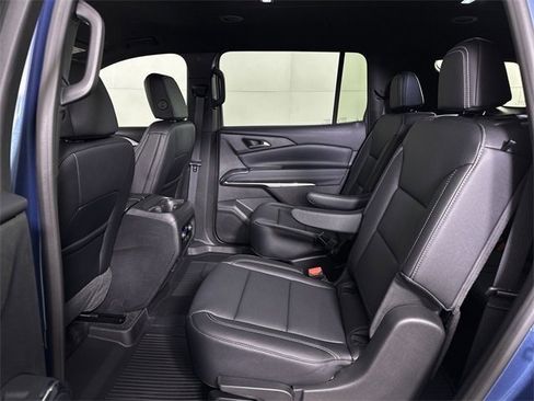New 2026 Chevrolet Traverse LT w/ Midnight/Sport Edition image 25