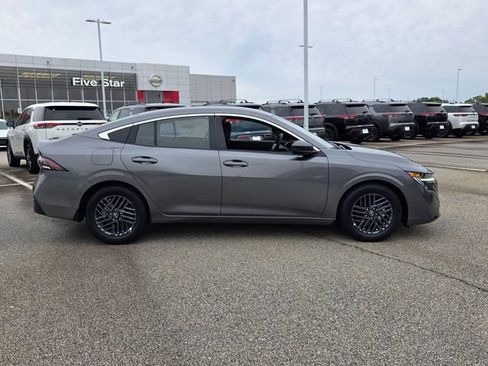 New 2026 Nissan Sentra SV w/ Floor Mat Package FWD image 13