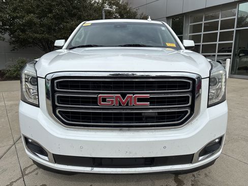 Used 2019 GMC Yukon XL SLT AWD/4WD image 6