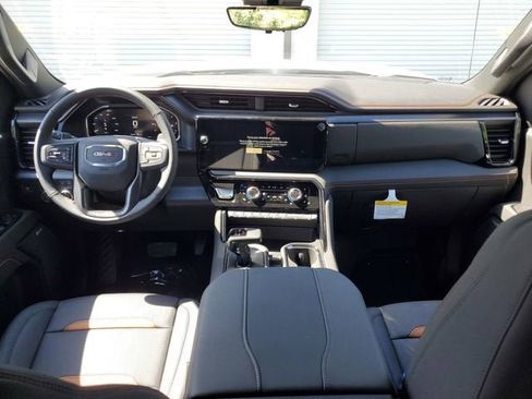 New 2026 GMC Sierra 1500 AT4 w/ AT4 Premium Package AWD/4WD image 13
