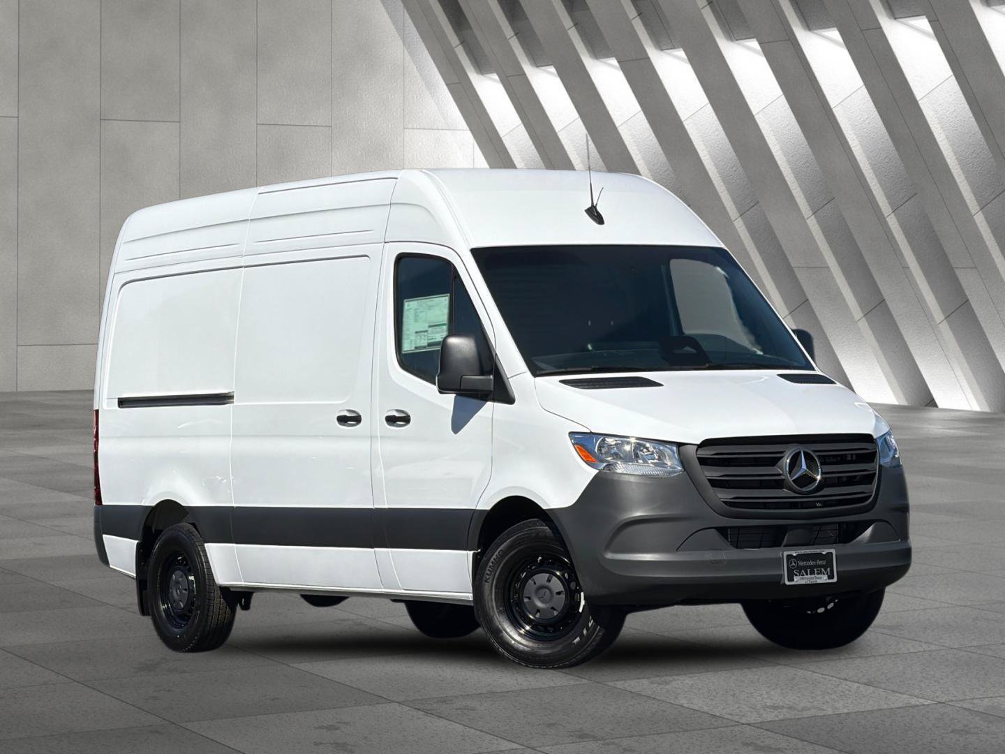 Used 2026 Mercedes-Benz Sprinter 2500 image 2