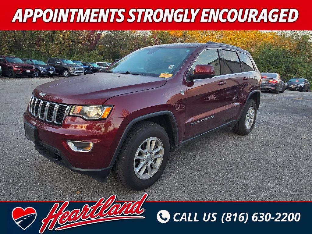 Used 2018 Jeep Grand Cherokee Laredo AWD/4WD image 1