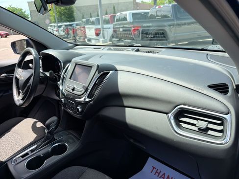 Used 2023 Chevrolet Equinox LT FWD image 20