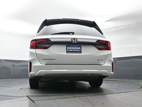 Certified 2025 Honda Odyssey Elite image 34