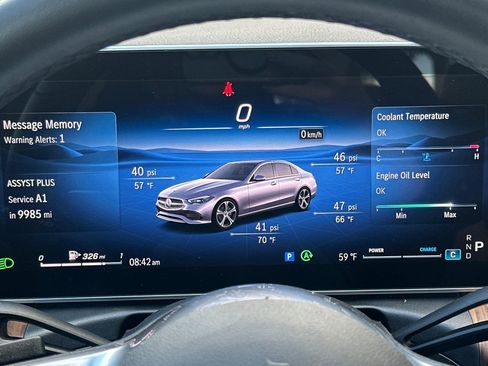 Used 2025 Mercedes-Benz C 300 Sedan image 38