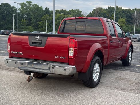 Used 2015 Nissan Frontier SV w/ SV Value Truck Package AWD/4WD image 5