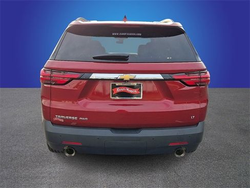 Used 2023 Chevrolet Traverse LT image 6