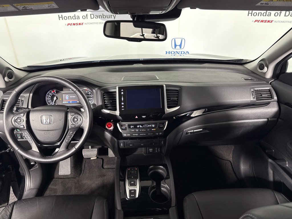 Certified 2017 Honda Pilot Touring image 16