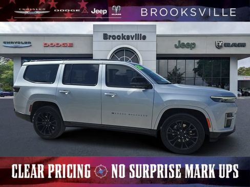New 2026 Jeep Grand Wagoneer Summit AWD/4WD image 1