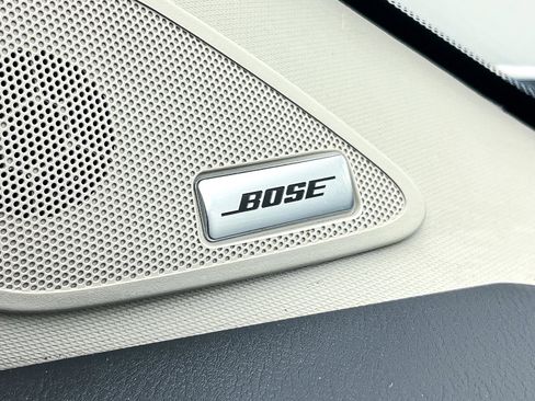 Used 2022 Nissan Pathfinder Platinum w/ Cargo Package image 6