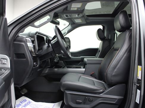 New 2026 Ford F250 Lariat w/ Black Appearance Package AWD/4WD image 12
