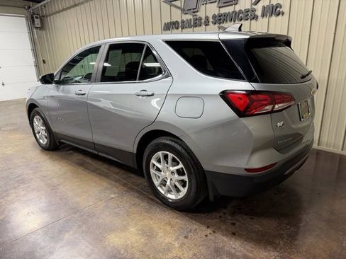 Used 2024 Chevrolet Equinox LT w/ LPO, Floor Liner Package image 5