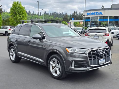 Used 2021 Audi Q7 2.0T Premium Plus w/ Premium Plus Package AWD/4WD image 11