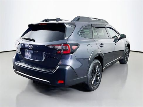 Used 2024 Subaru Outback Onyx Edition image 8