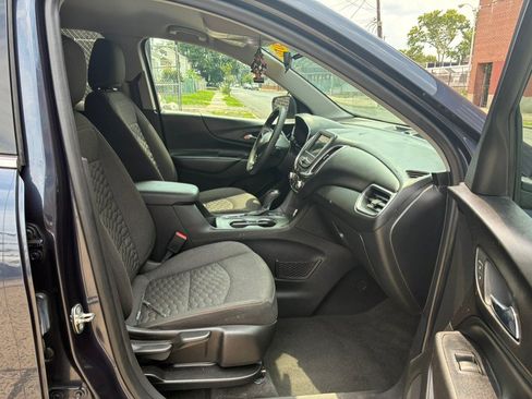 Used 2019 Chevrolet Equinox LT AWD/4WD image 14