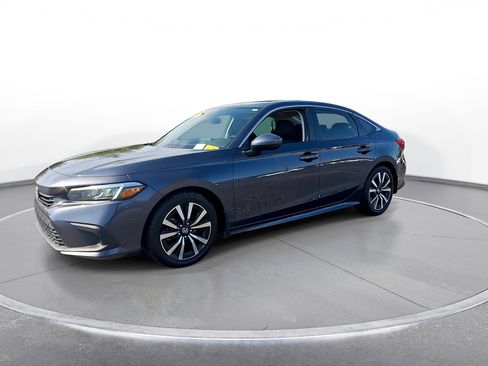 Used 2022 Honda Civic EX image 4