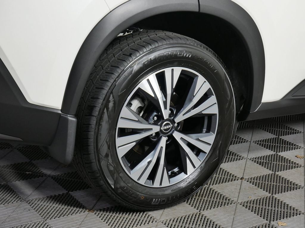Used 2023 Nissan Rogue SV w/ SV Premium B Package AWD/4WD image 11