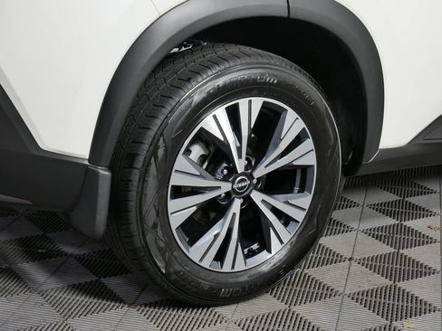 Used 2023 Nissan Rogue SV w/ SV Premium B Package AWD/4WD image 11
