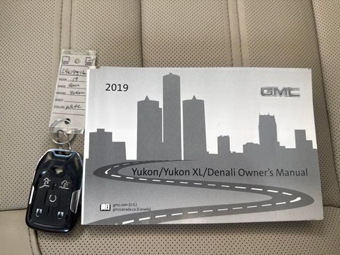 Used 2019 GMC Yukon Denali AWD/4WD image 29
