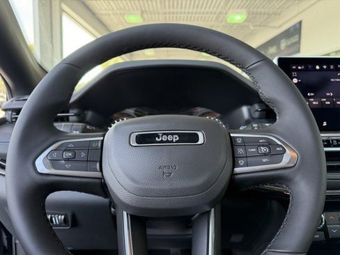 New 2026 Jeep Compass Limited image 21