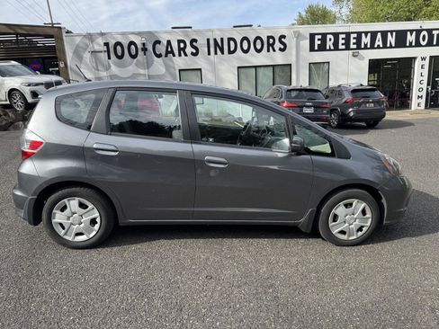 Used 2013 Honda Fit image 2