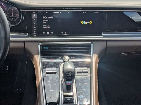 Used 2017 Porsche Panamera 4S AWD/4WD image 18