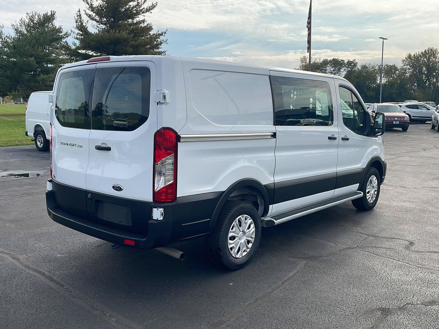 Used 2025 Ford Transit 250 Low Roof w/ Exterior Upgrade Package RWD image 5