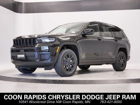 New 2025 Jeep Grand Cherokee L Altitude AWD/4WD image 1