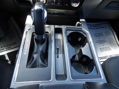 Used 2019 Ford F150 XLT w/ Equipment Group 302A Luxury RWD image 20