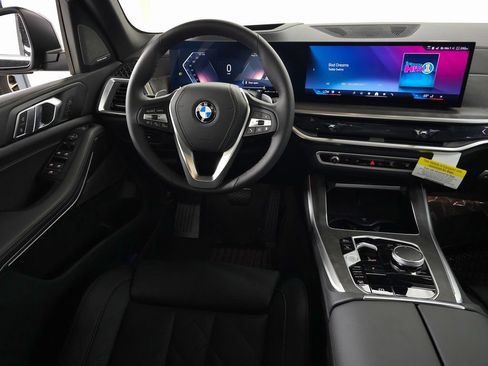 Used 2026 BMW X5 xDrive40i w/ Premium Package AWD/4WD image 14