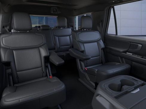 New 2026 Ford Expedition Platinum w/ Stealth Appearance Package AWD/4WD image 11