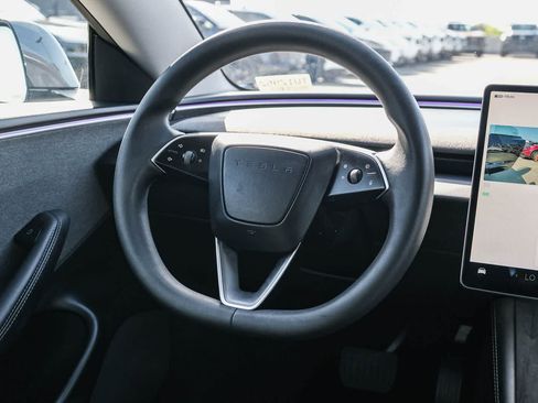Used 2025 Tesla Model 3 Long Range RWD image 15