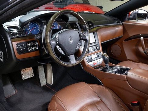 Used 2012 Maserati GranTurismo Convertible RWD image 43