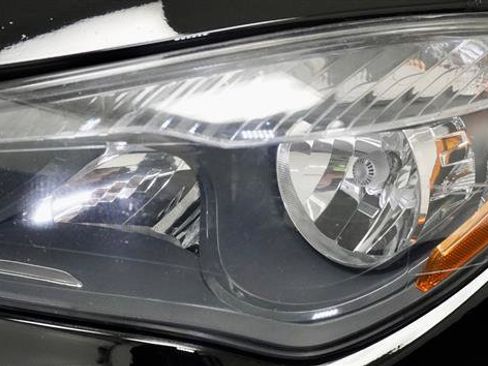 Used 2017 Mercedes-Benz CLA 250 4MATIC image 41