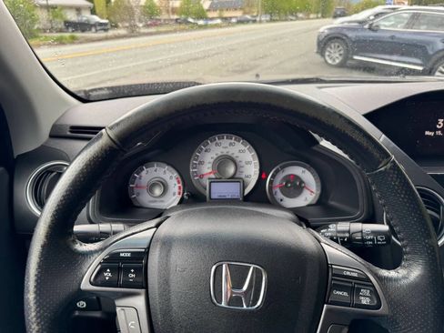 Used 2015 Honda Pilot Touring image 13
