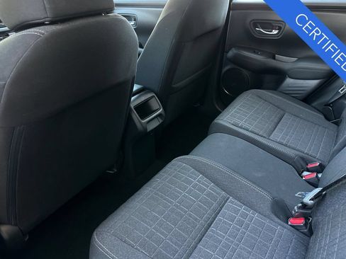 Certified 2025 Honda HR-V LX image 14