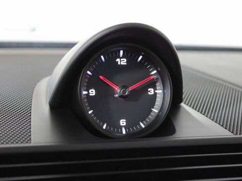 Used 2023 Porsche Panamera 4 Platinum Edition w/ Assistance Package image 26