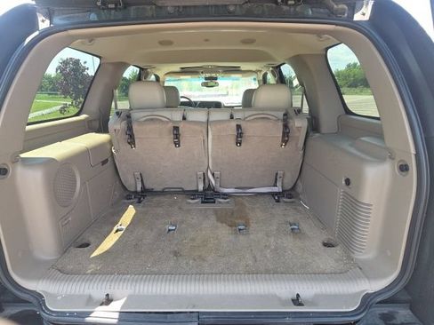 Used 2003 Chevrolet Tahoe LT AWD/4WD image 17
