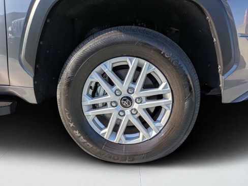 Used 2024 Toyota Tundra SR5 AWD/4WD image 10