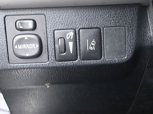 Used 2018 Toyota RAV4 XLE image 14